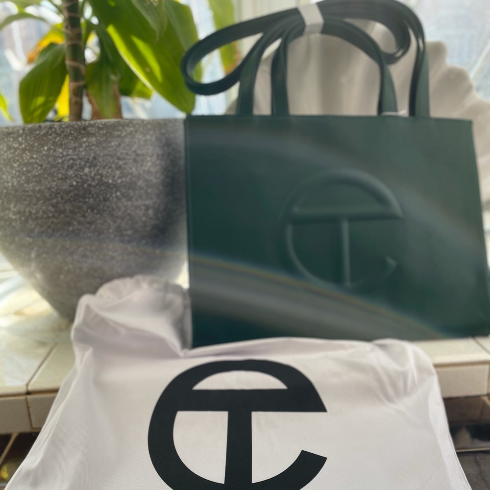 Telfar Bag Medium Green